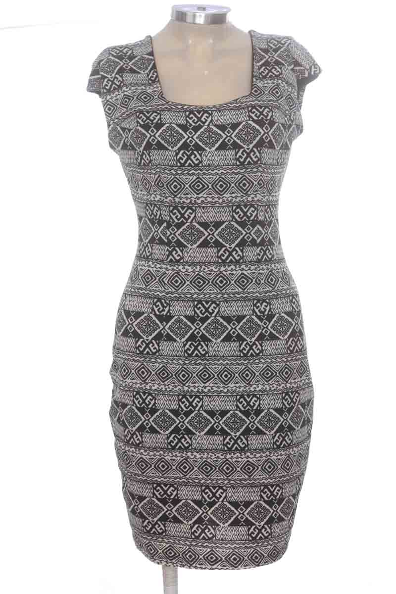 Vestido / Enterizo color Negro - Exss