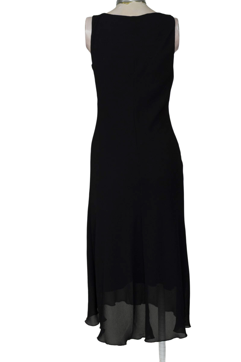 Vestido / Enterizo color Negro - Connected Apparel