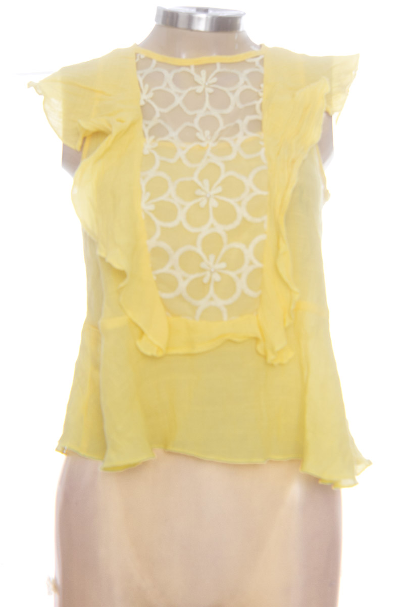 Blusa color Amarillo - Closeando