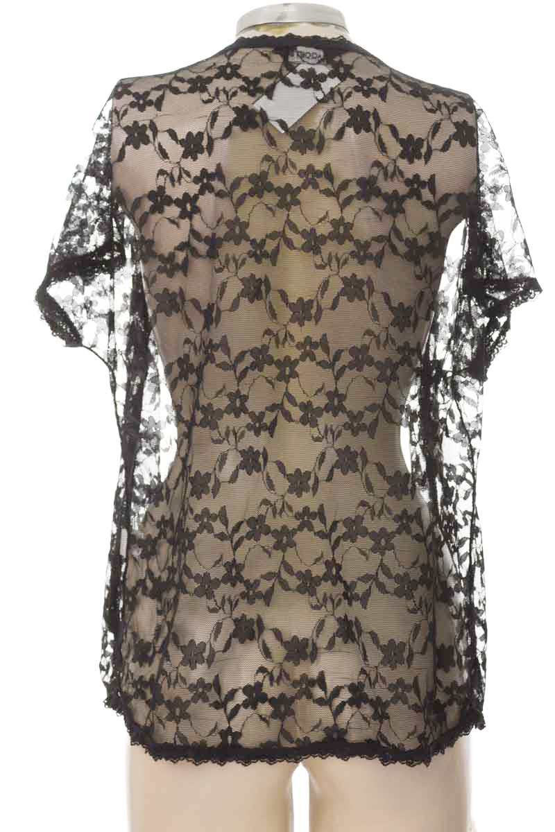 Top / Camiseta color Negro - RAGGED