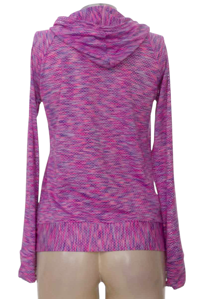 Ropa Deportiva / Salida de Baño color Lila - Closeando