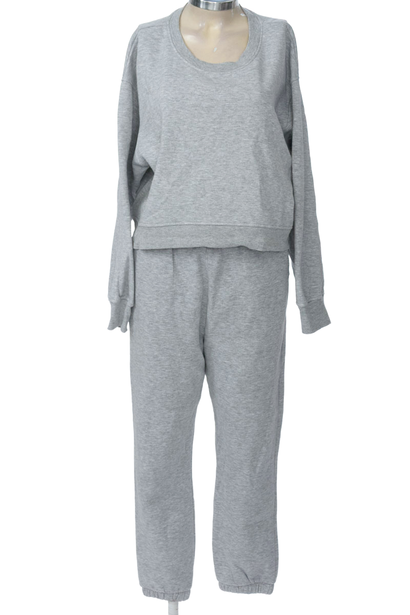 Vestido / Enterizo color Gris - Zara