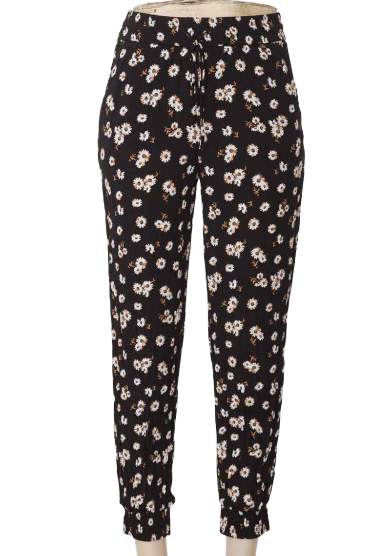 Pantalones color Negro - MNG