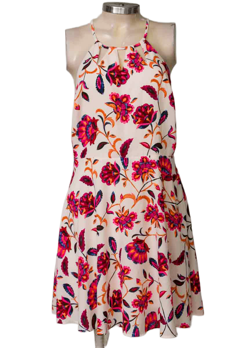 Vestido / Enterizo color Rosado - Express