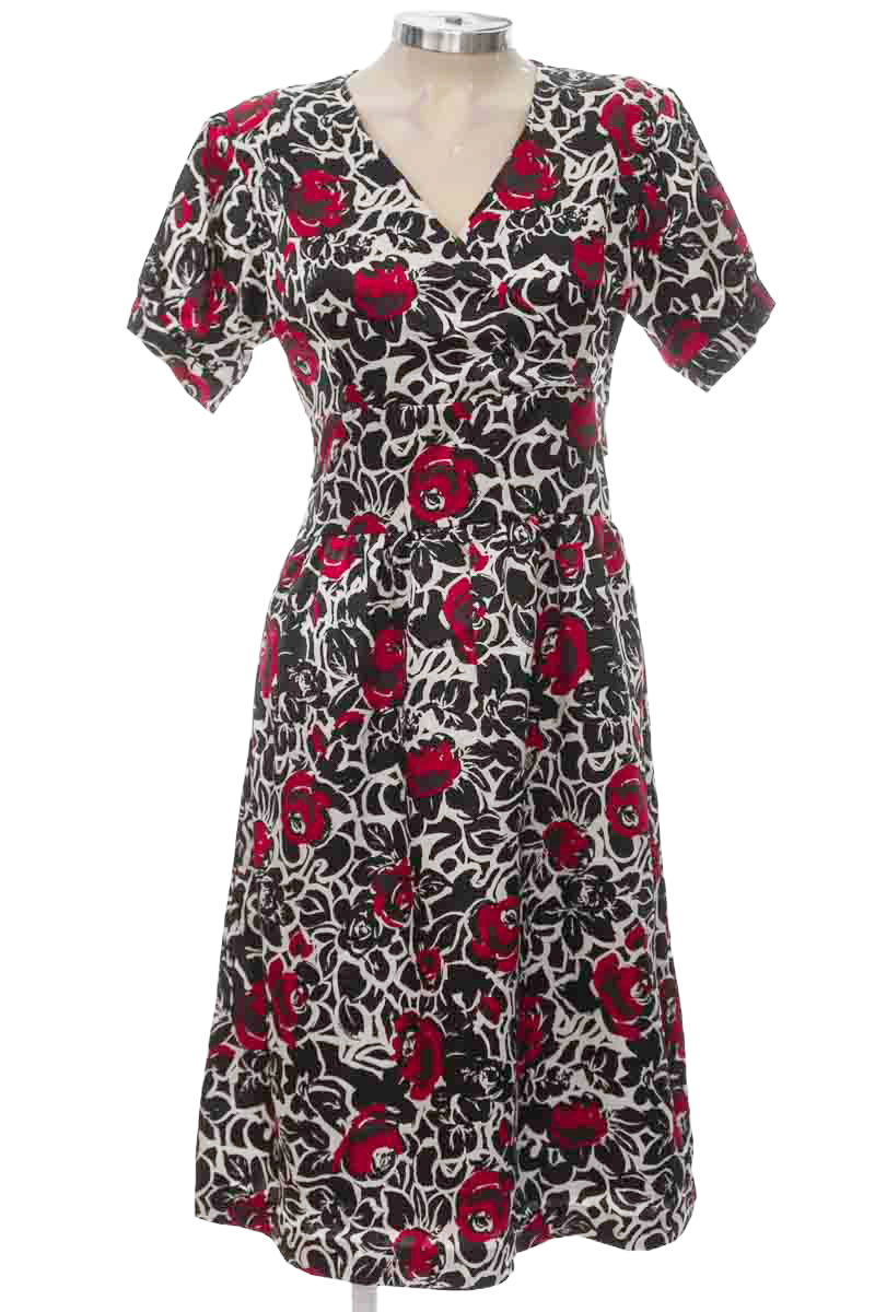 Vestido / Enterizo color Negro - Closeando