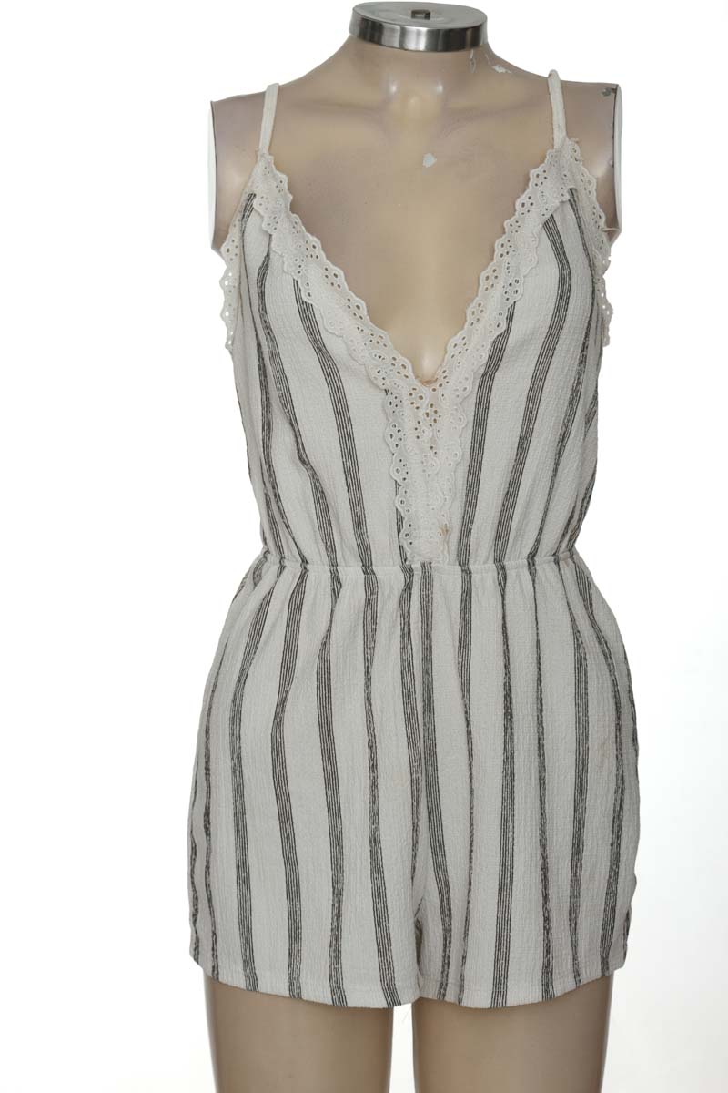Vestido / Enterizo color Beige - Pull & Bear