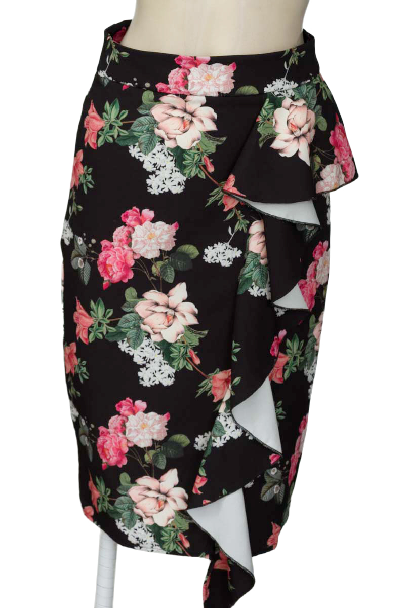 Falda color Negro - Basement