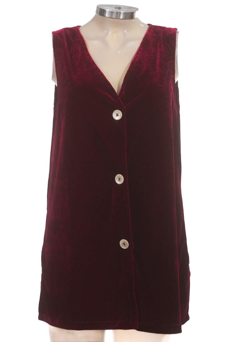 Blusa color Vinotinto - Closeando