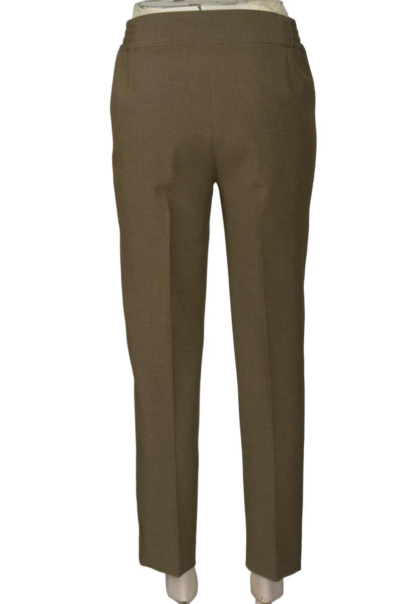 Pantalones color Verde - NAYDU