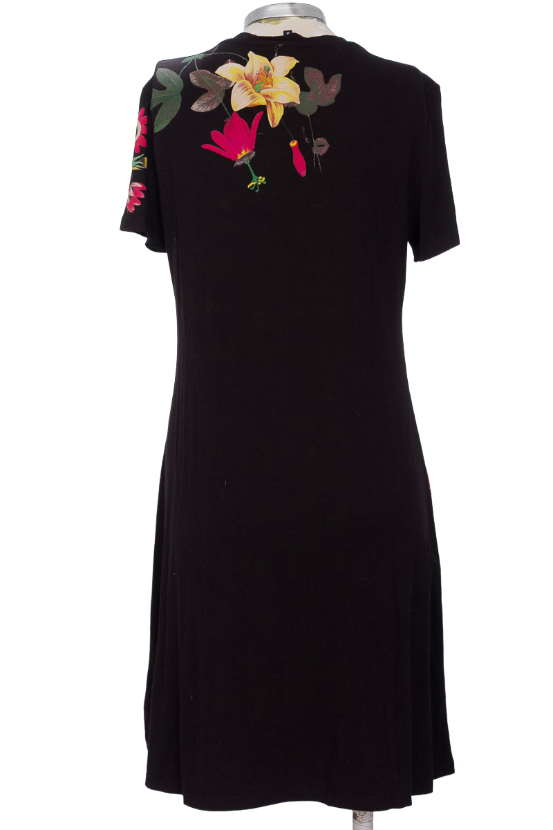 Vestido / Enterizo color Negro - Desigual