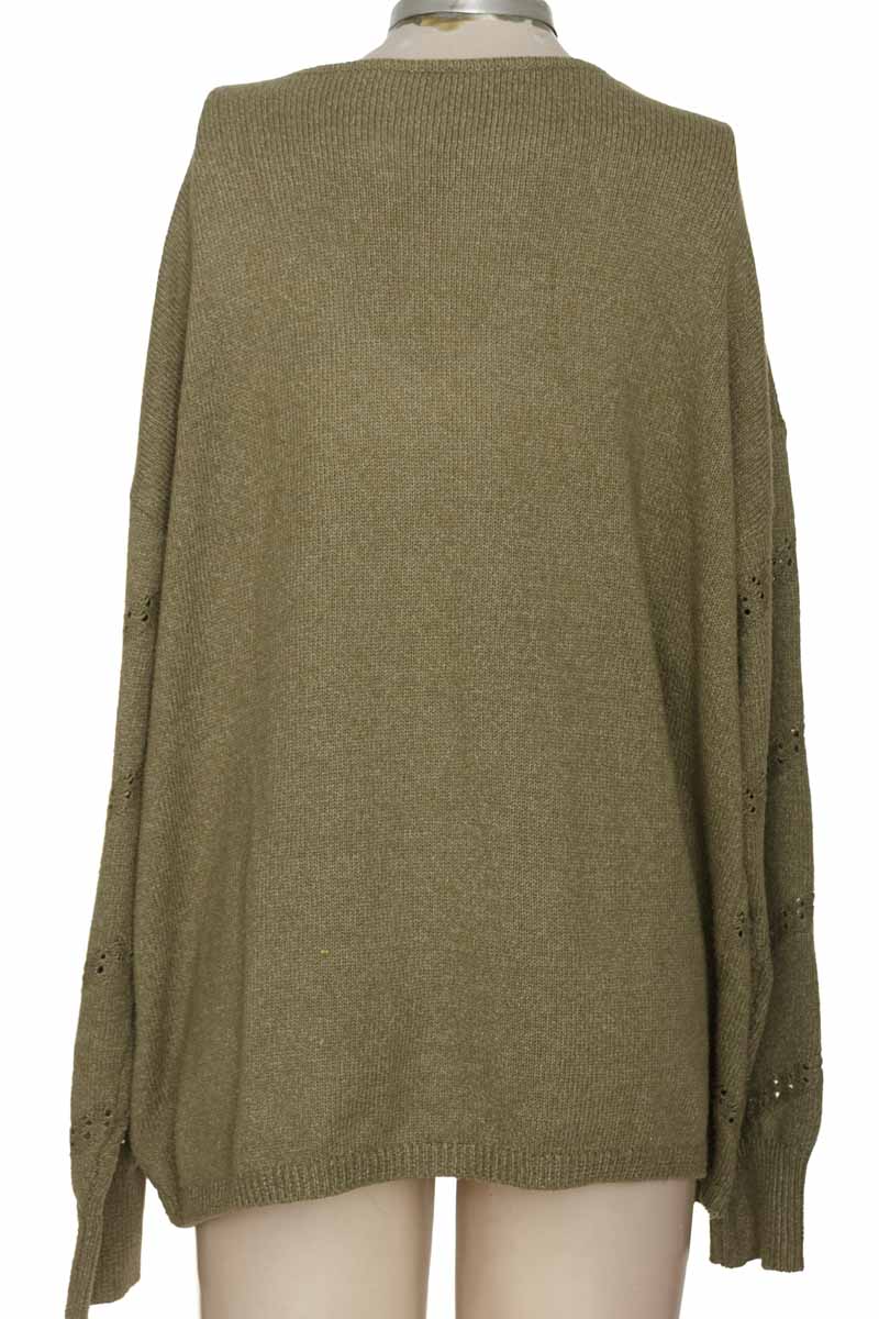 Sweater color Verde - Closeando