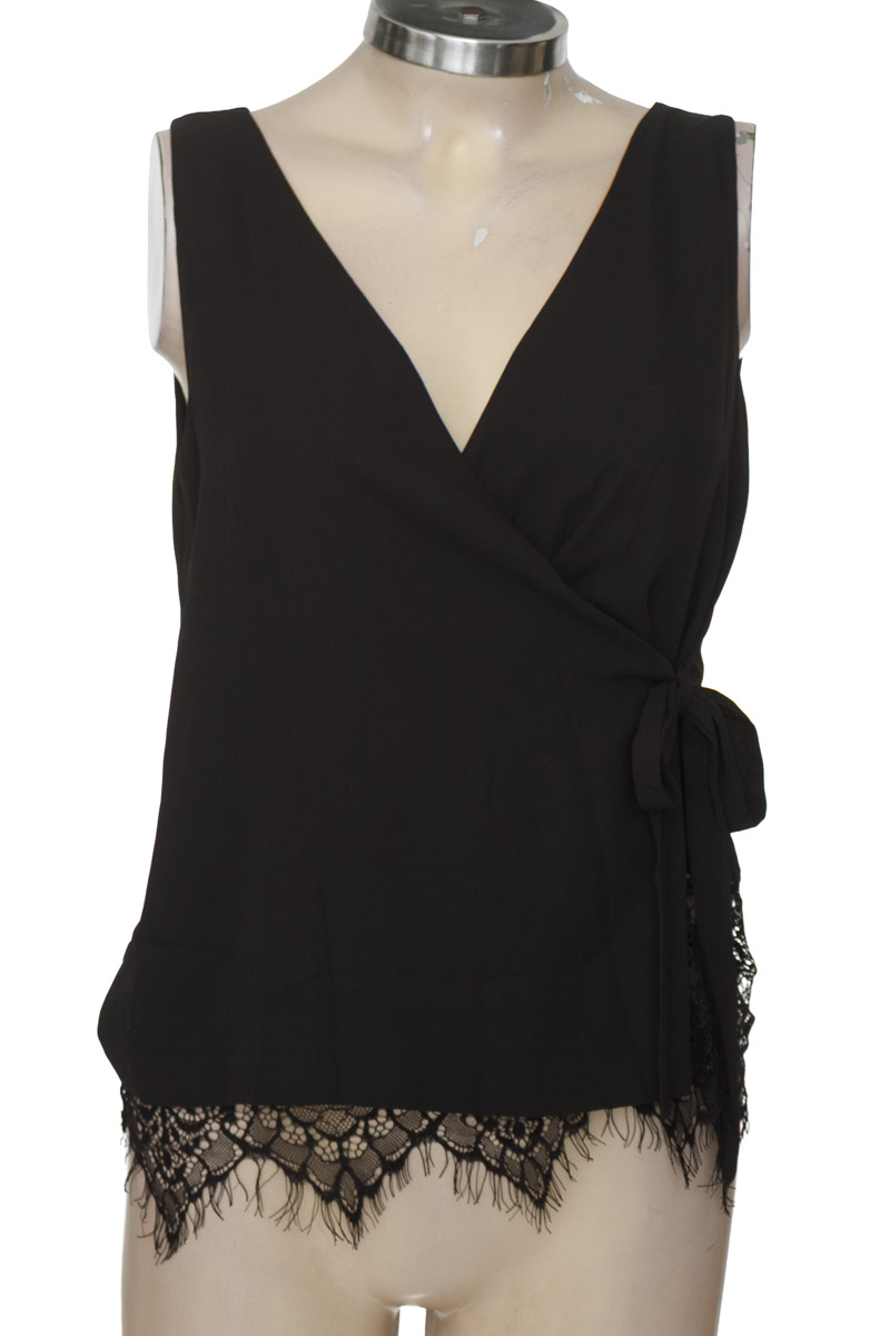 Blusa color Negro - Basement