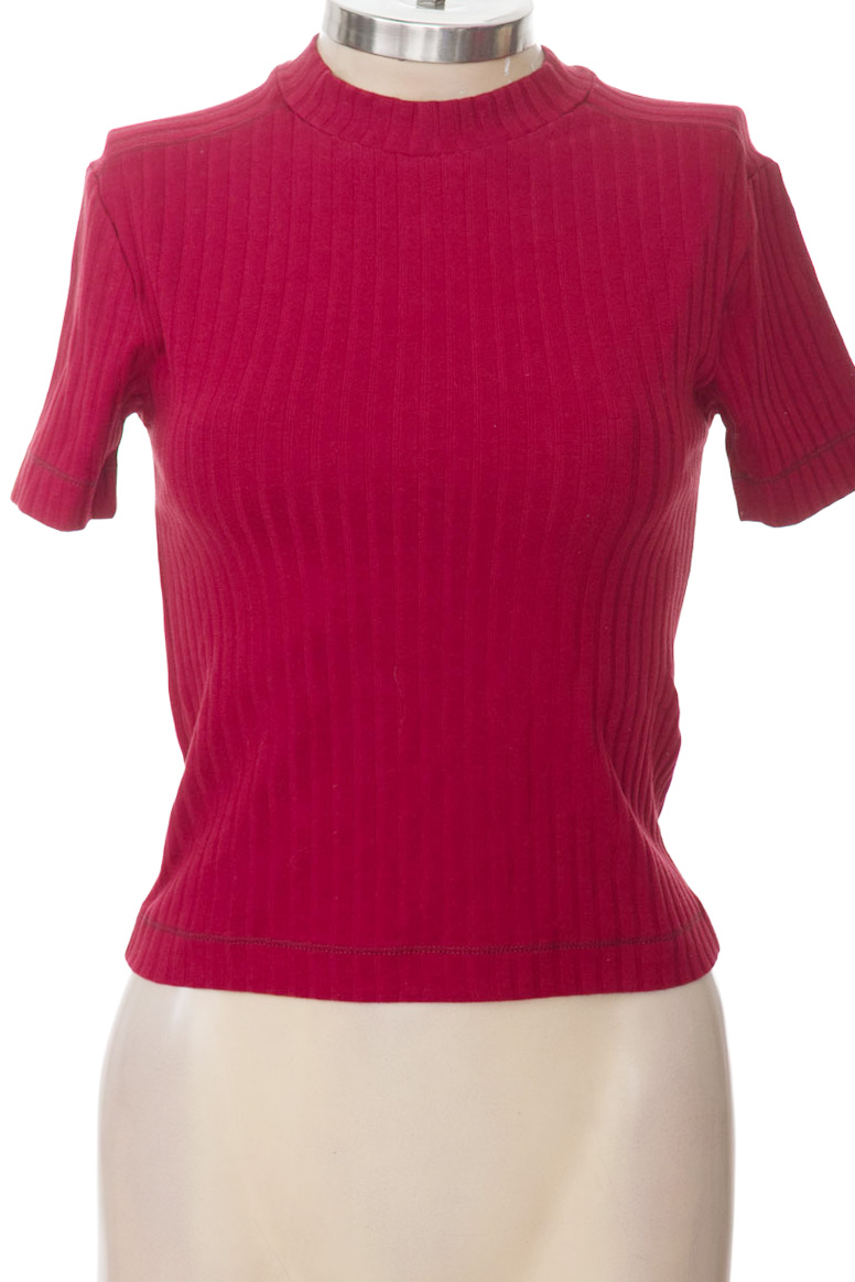 Top / Camiseta color Vinotinto - Gef