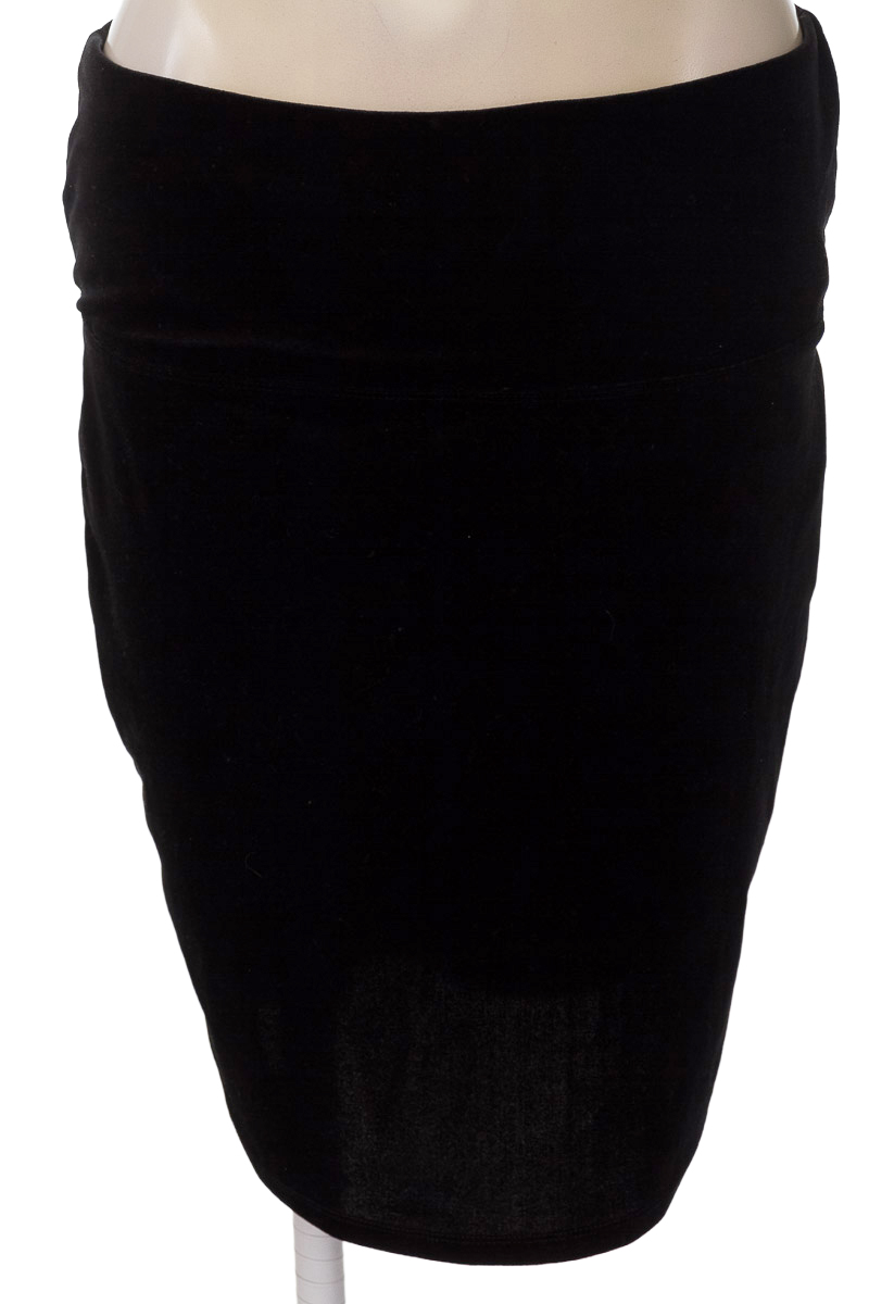 Falda color Negro - Athena marie