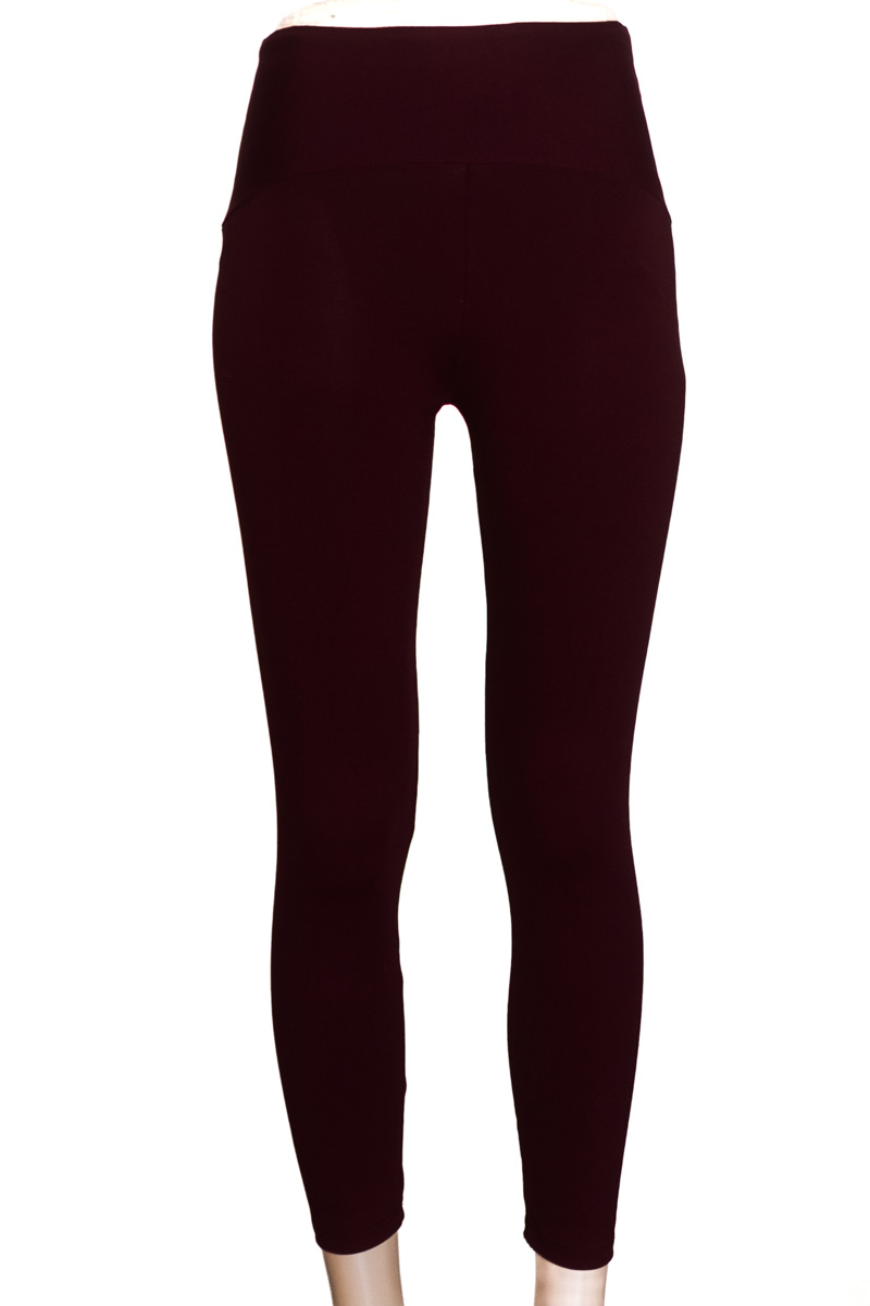 Ropa Deportiva / Salida de Baño color Vinotinto - Leonisa