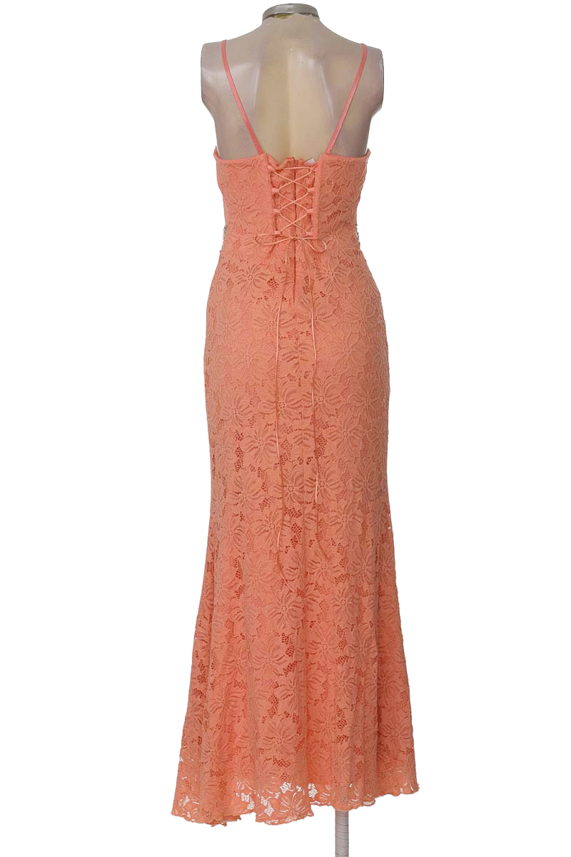 Vestido / Enterizo color Rosado - Closeando