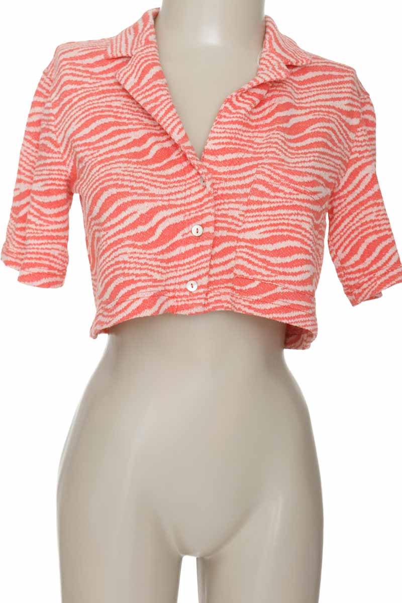 Top / Camiseta color Rosado - Zara