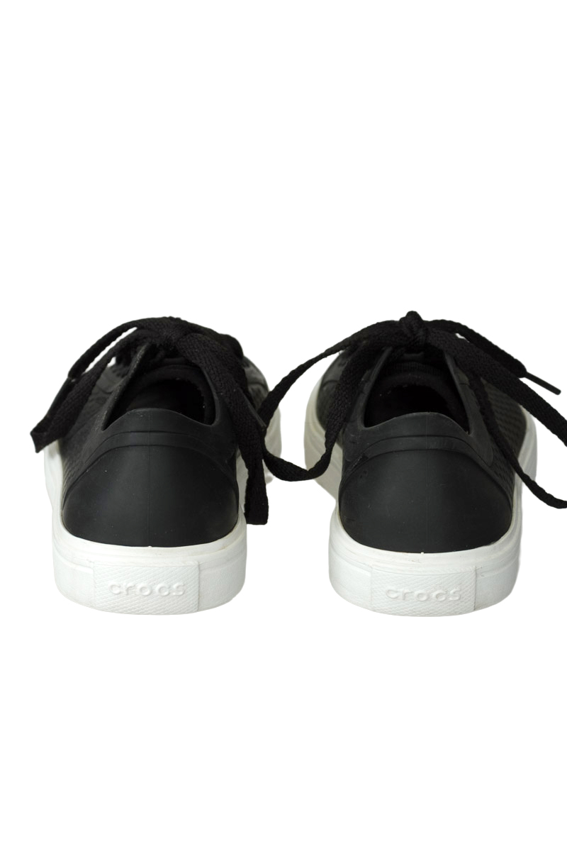 Zapatos color Negro - Crocs