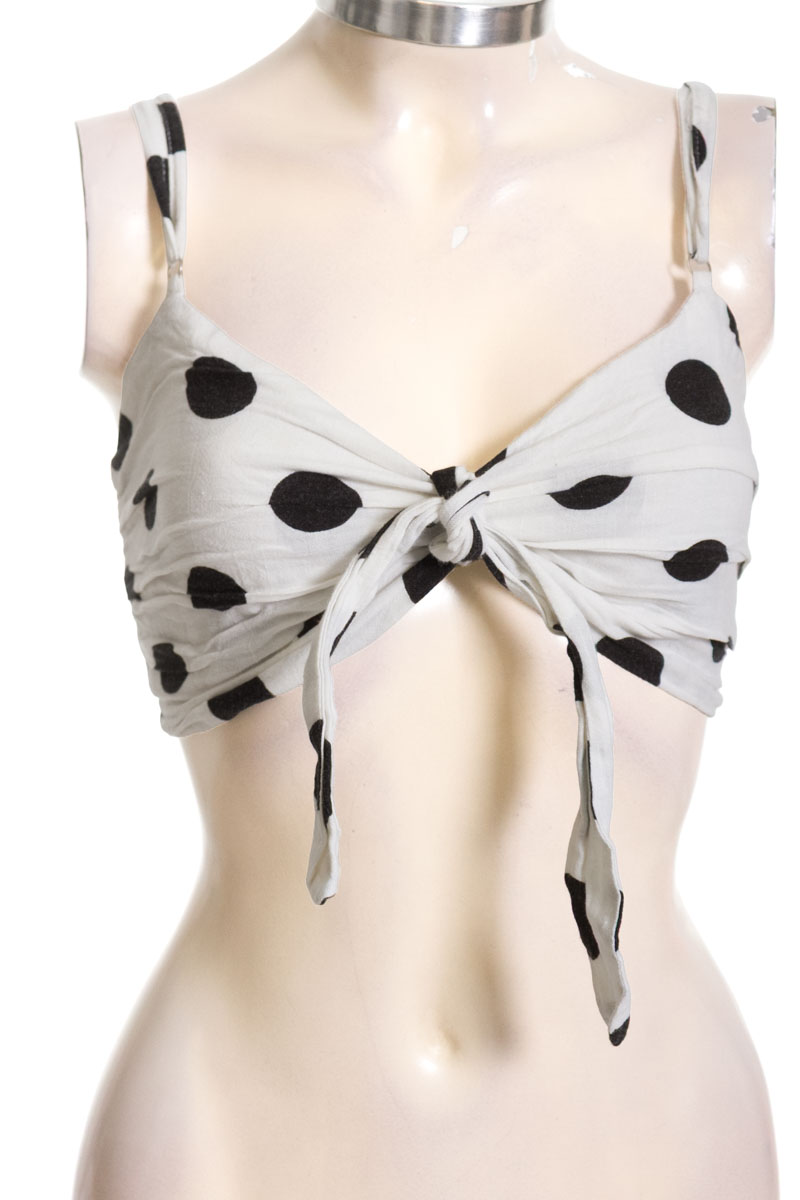 Top / Camiseta color Blanco - Closeando