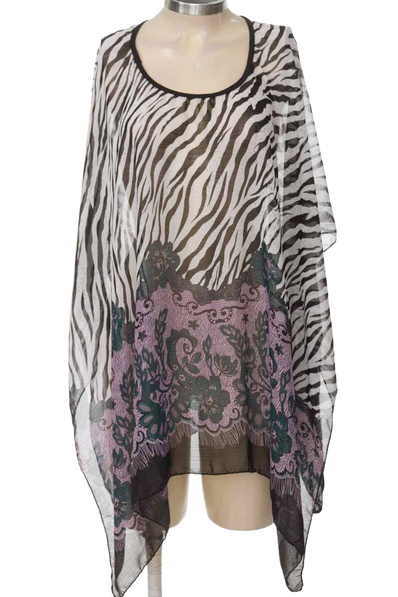 Ropa Deportiva / Salida de Baño color Estampado - Closeando