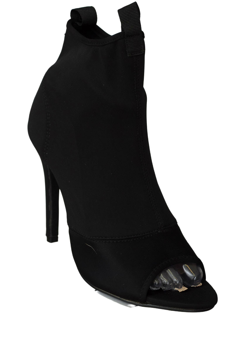 Zapatos color Negro - Lola Cavidez