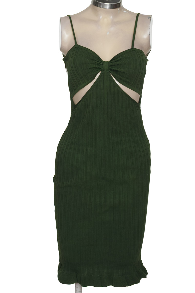 Vestido / Enterizo color Verde - Closeando