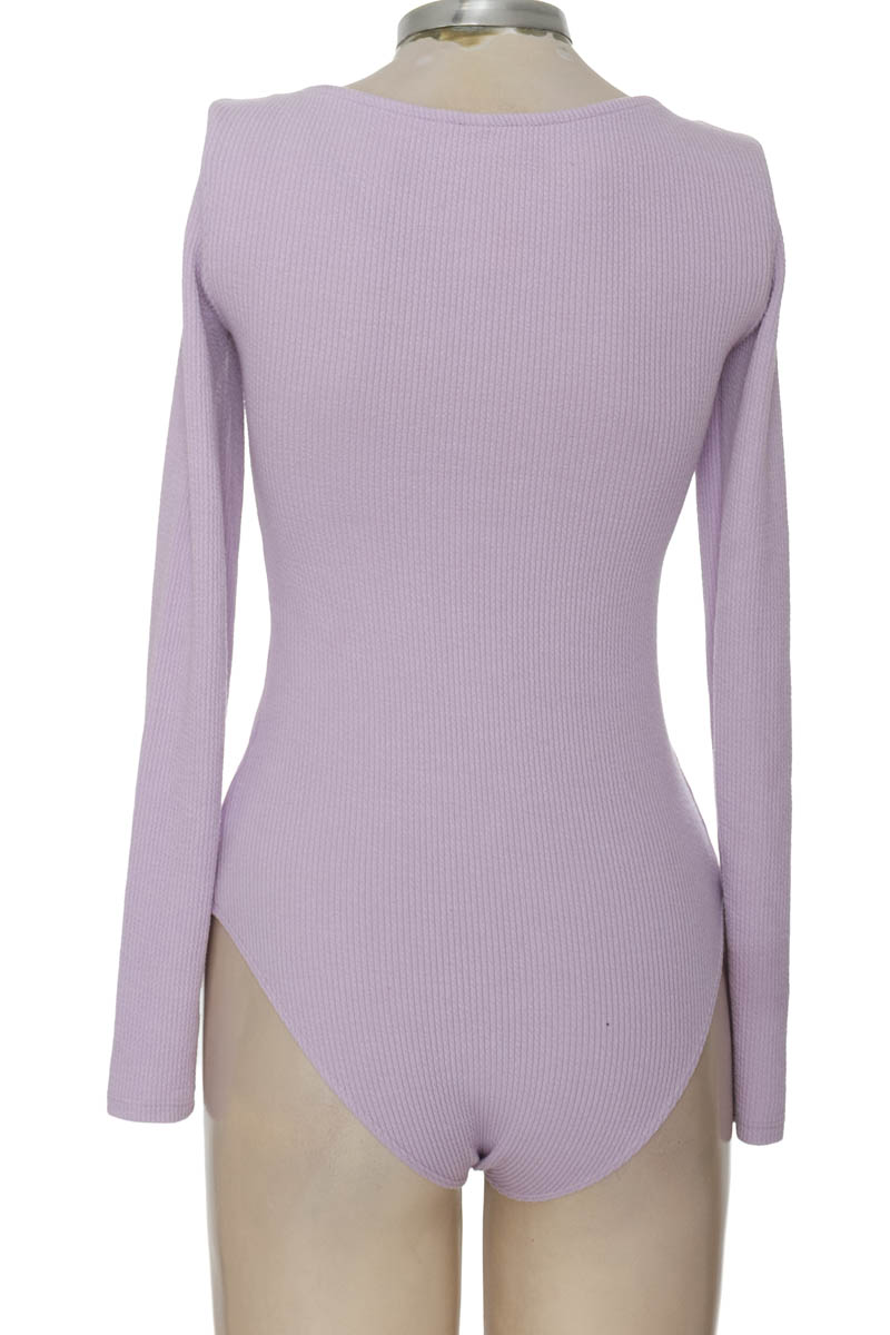 Top / Camiseta color Lila - H&M
