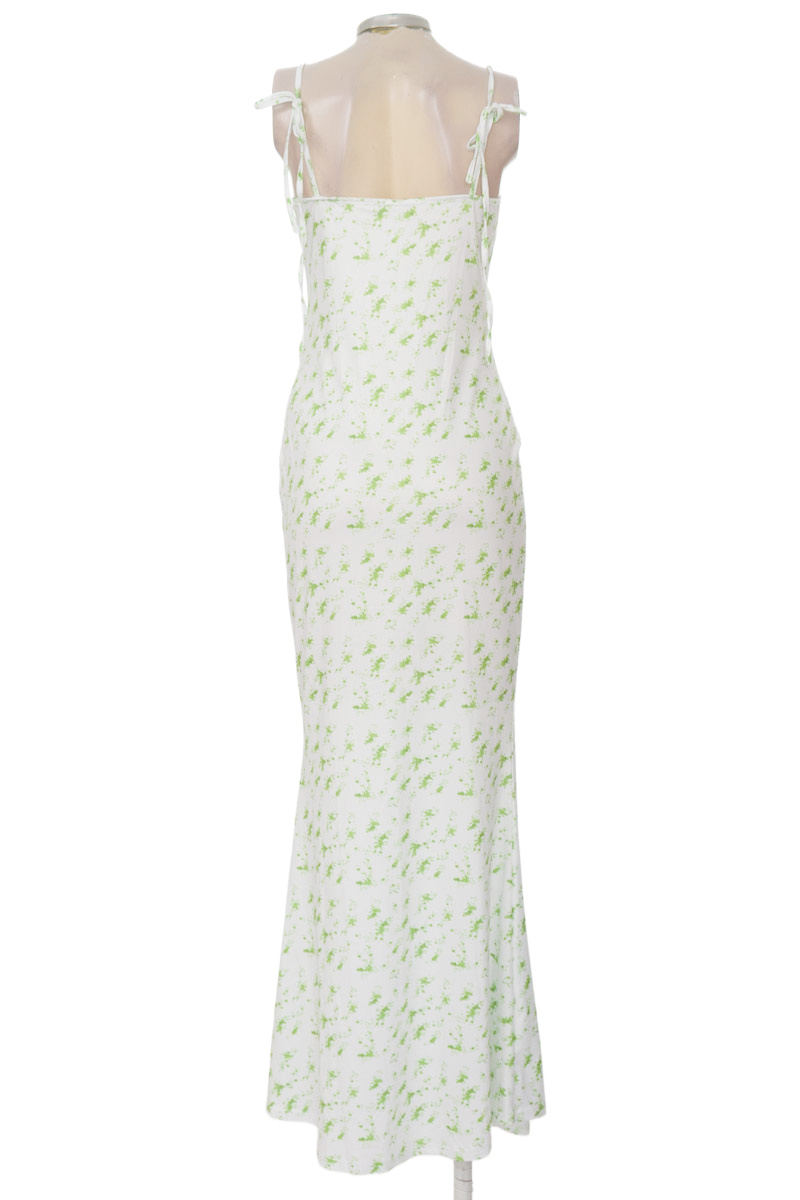 Vestido / Enterizo color Blanco - Closeando