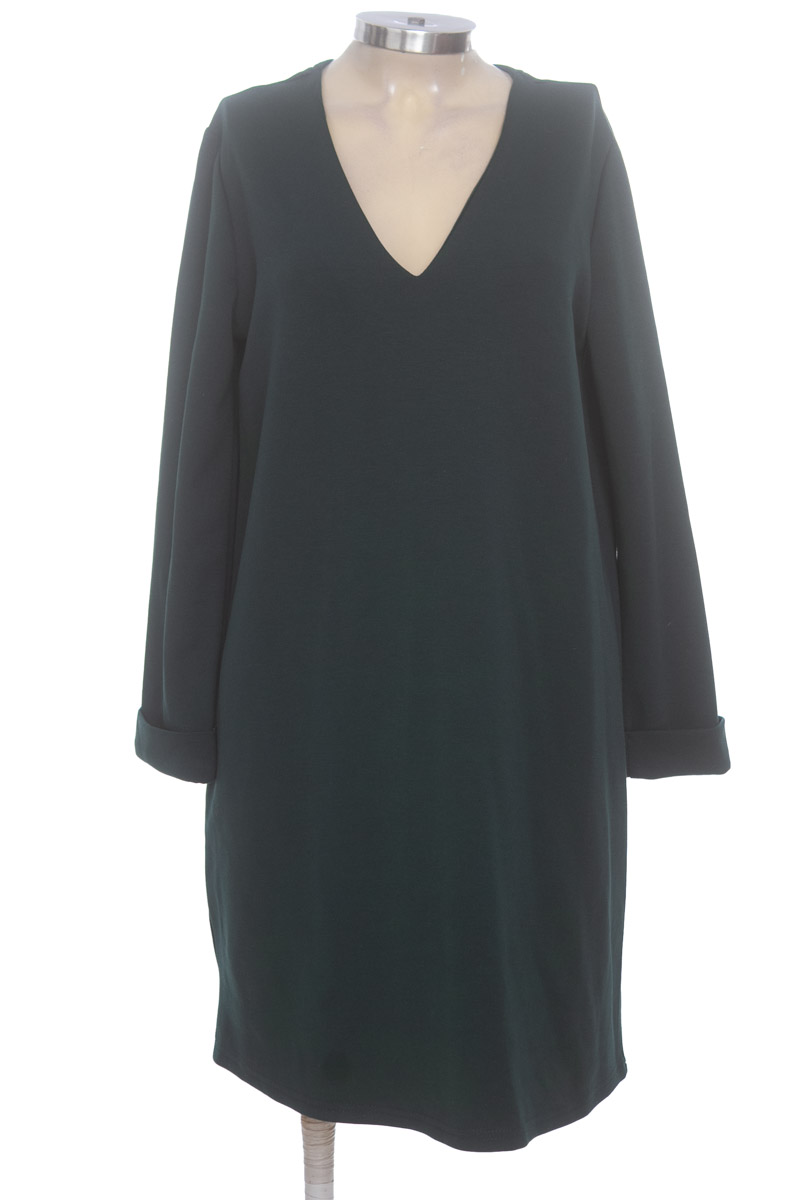 Vestido / Enterizo color Verde - MNG