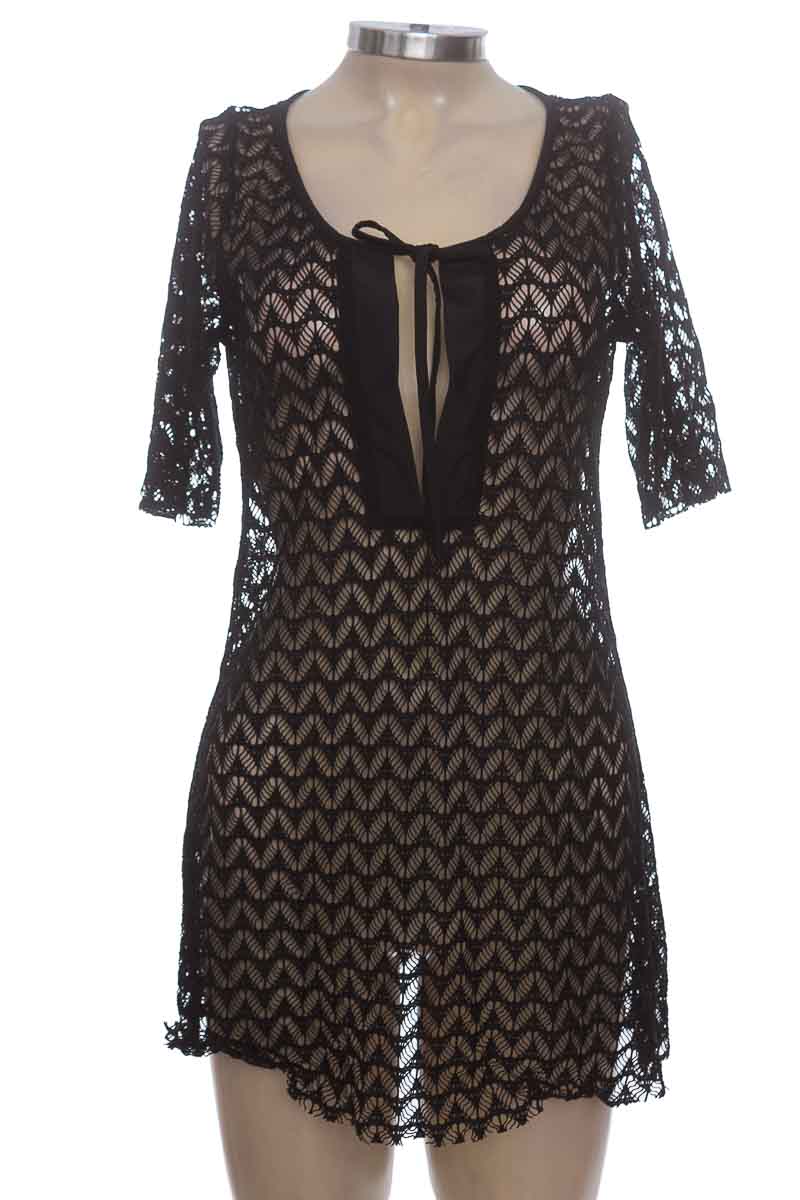 Ropa Deportiva / Salida de Baño color Negro - Leonisa