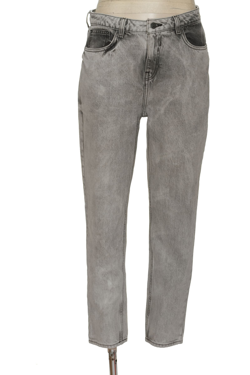 Pantalones color Gris - Koaj