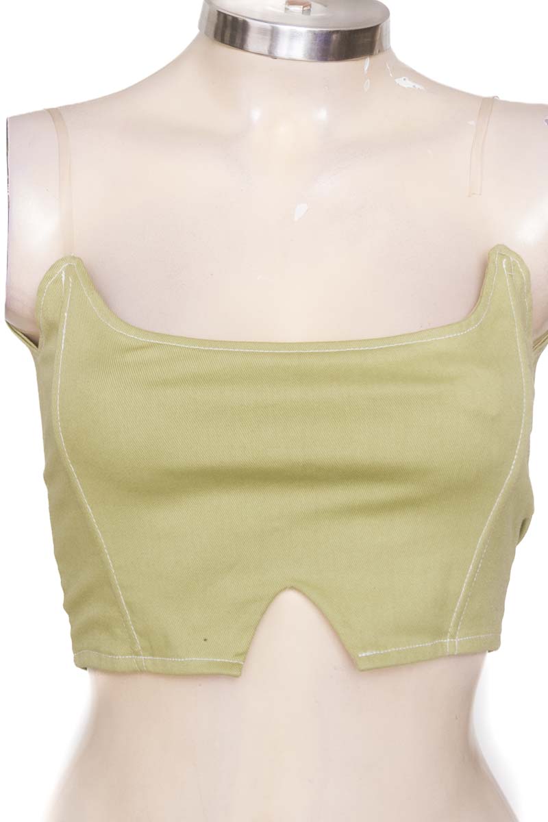 Top / Camiseta color Verde - Closeando