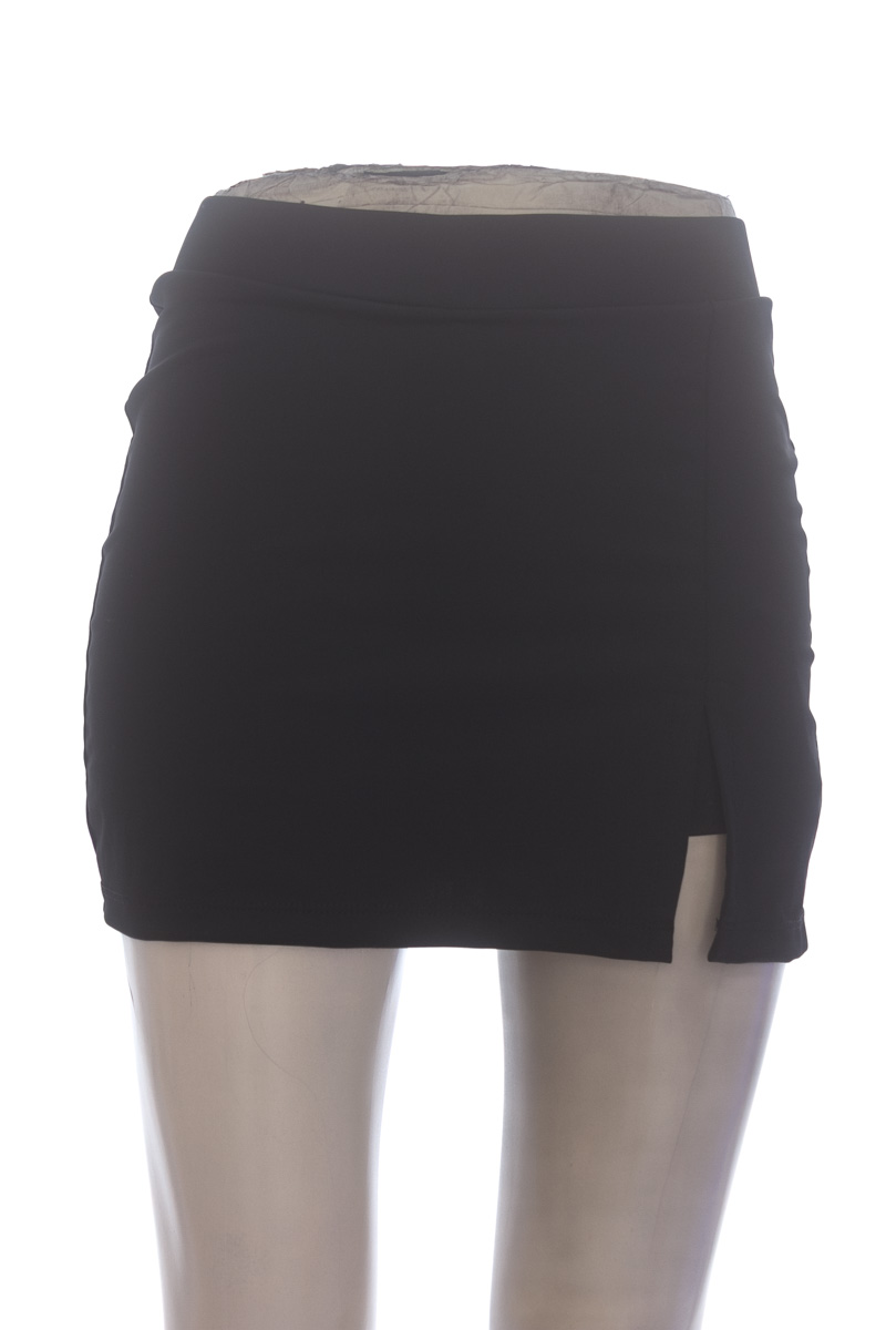 Ropa Deportiva / Salida de Baño color Negro - Closeando