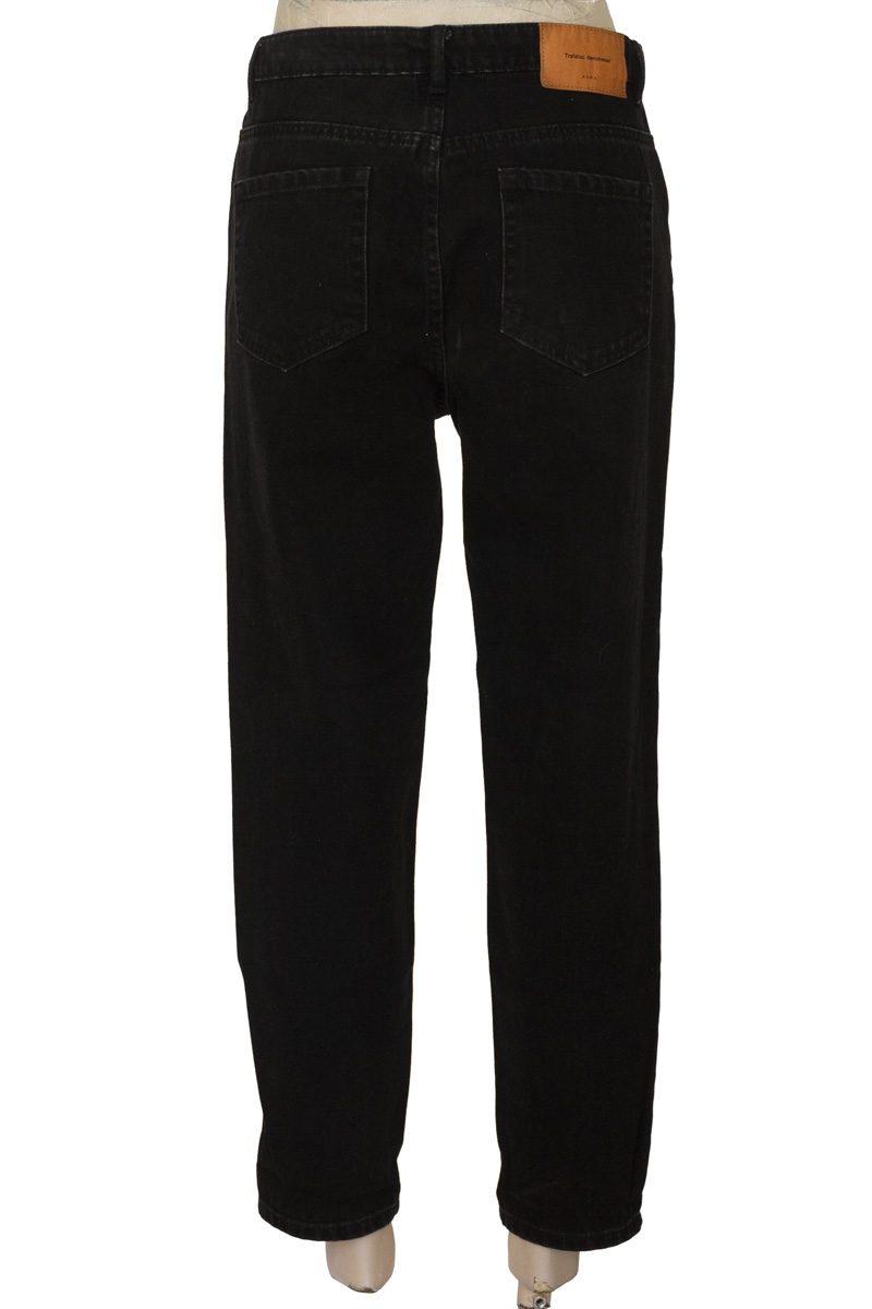 Pantalones color Negro - Zara