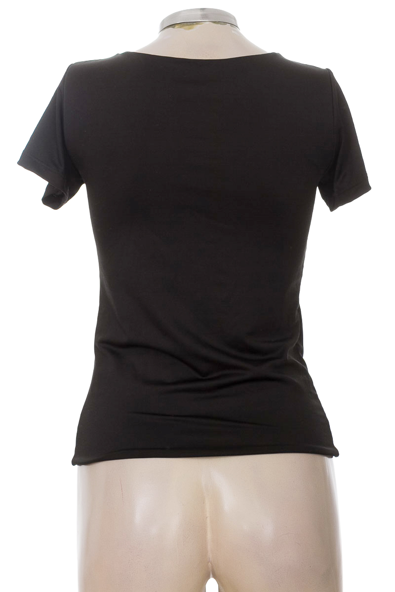 Top / Camiseta color Negro - Brainer shop