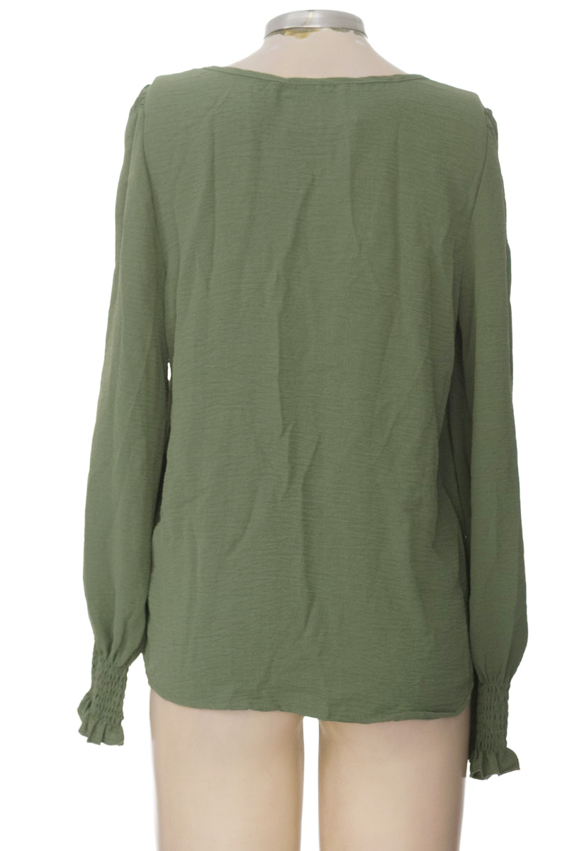 Blusa color Verde - Closeando