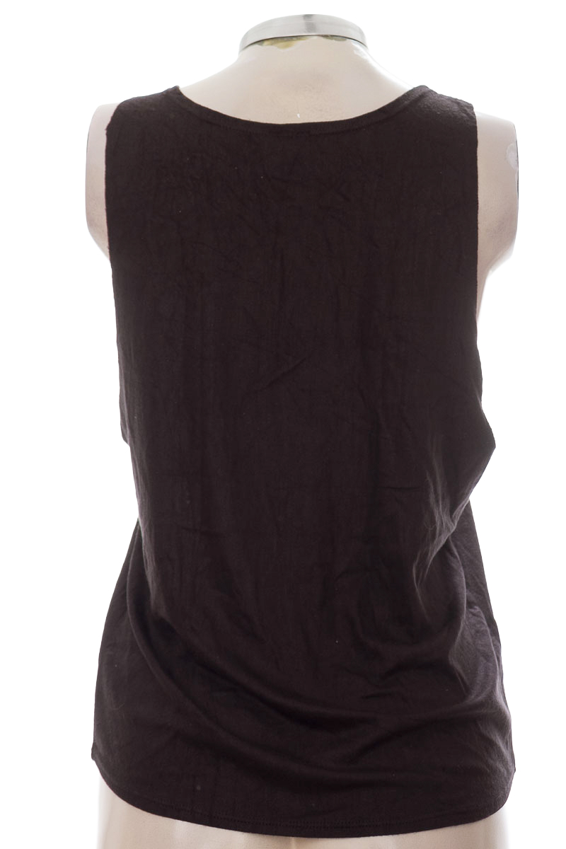 Ropa Deportiva / Salida de Baño color Negro - Yazo