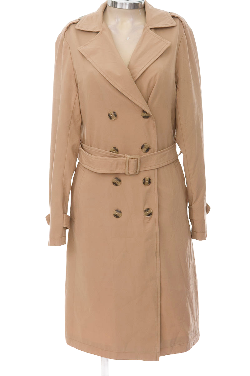 Chaqueta / Abrigo color Beige - PATPRIMO