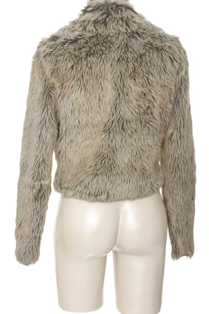Chaqueta / Abrigo color Beige - Closeando