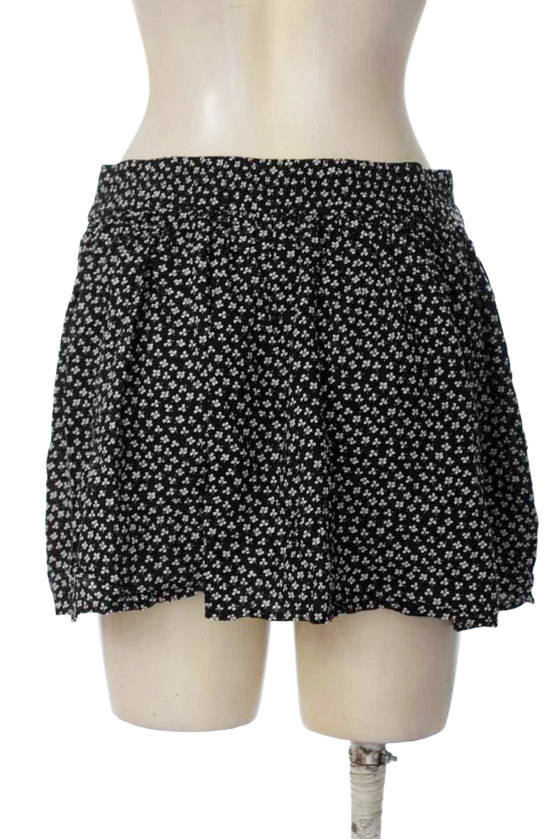 Falda color Negro - MNG