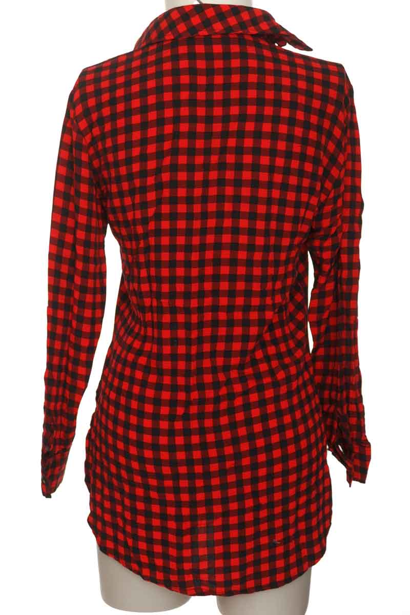 Blusa color Rojo - Closeando