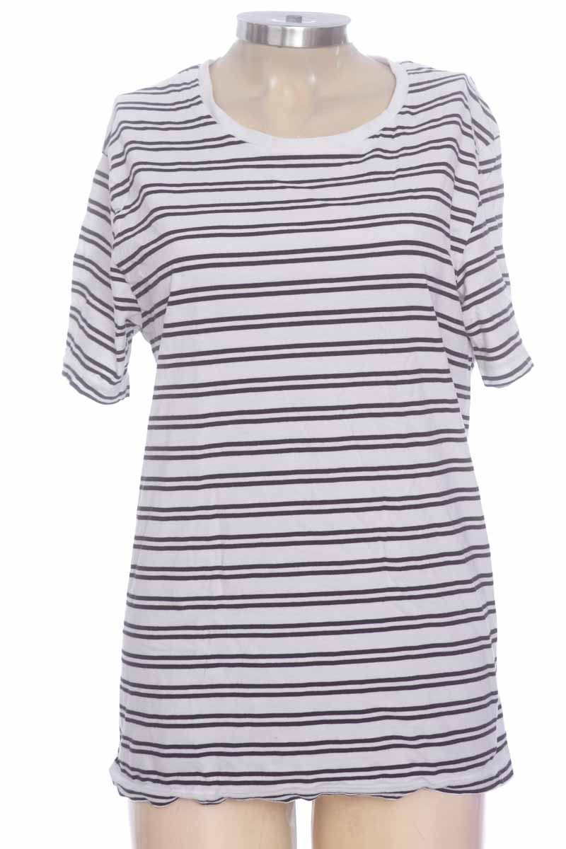 Top / Camiseta color Blanco - Zara