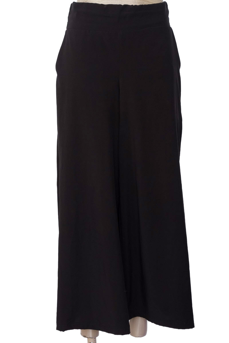 Pantalones color Negro - Closeando