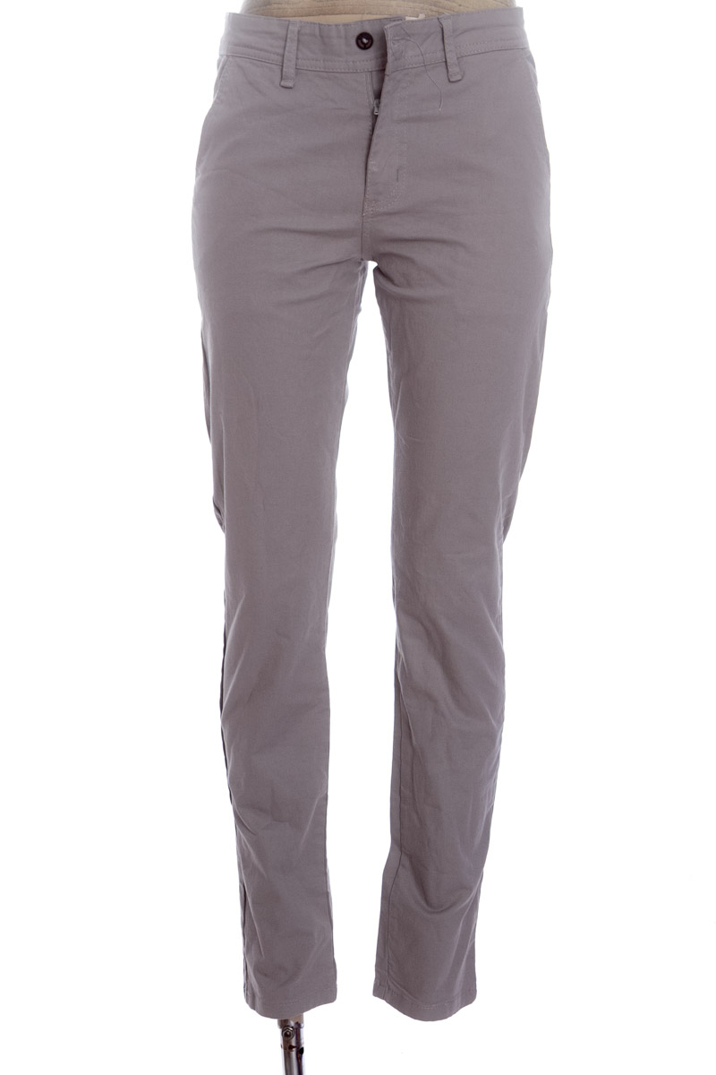 Pantalón color Gris - Closeando