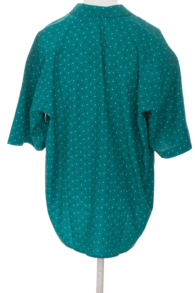 Camisa color Verde - Closeando