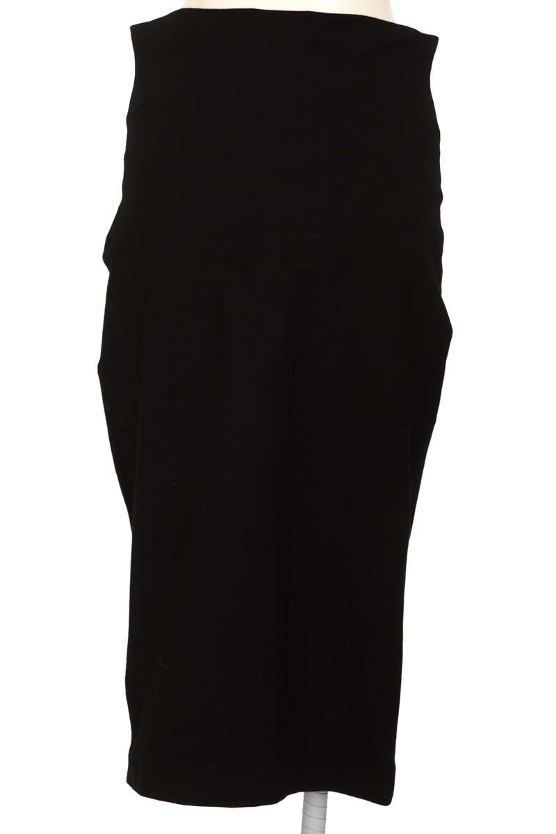 Falda color Negro - Closeando