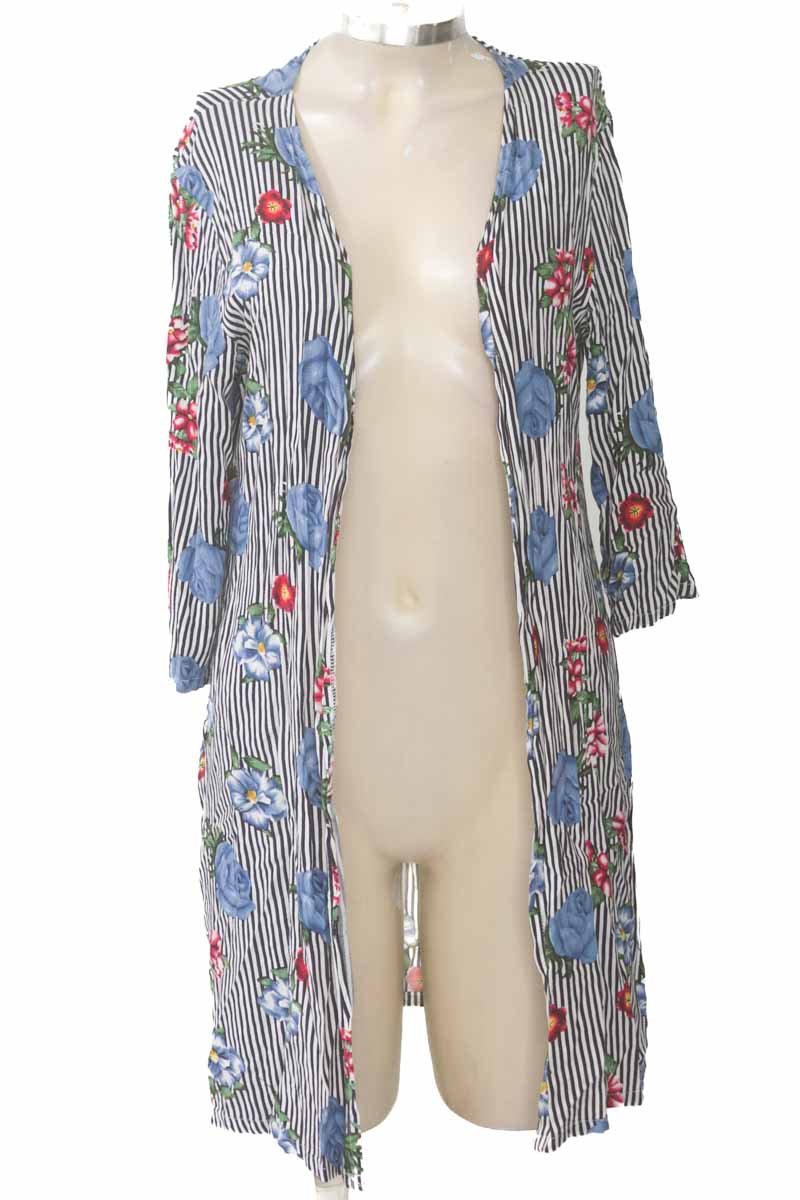 Blusa color Negro - Closeando