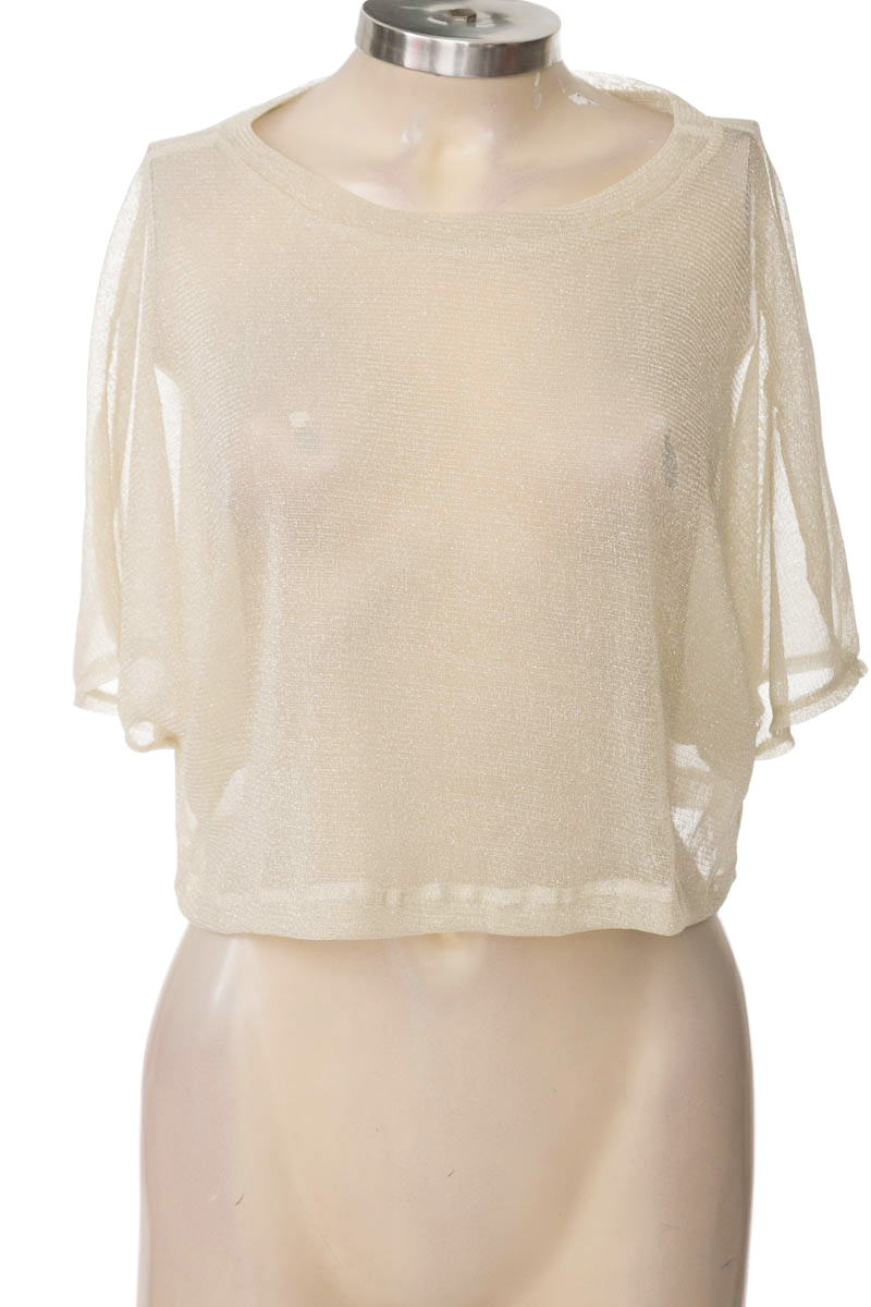 Top / Camiseta color Beige - Closeando