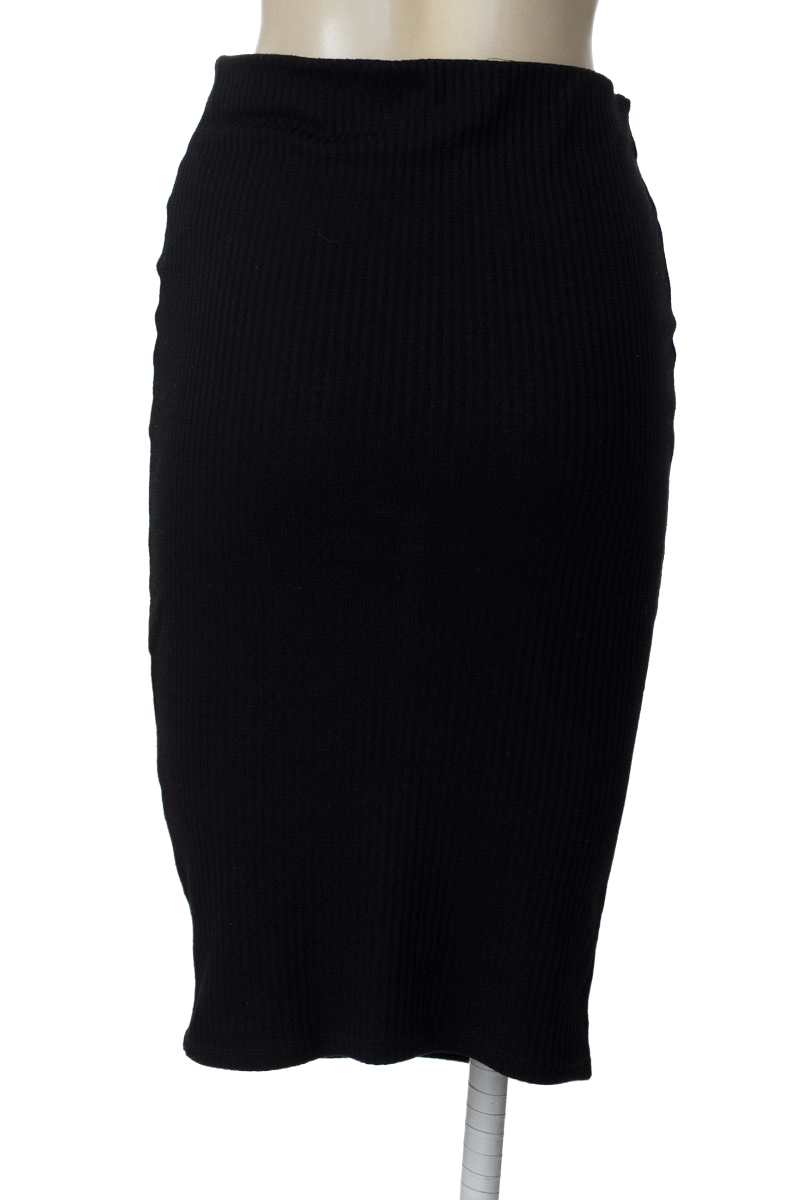 Falda color Negro - ELA