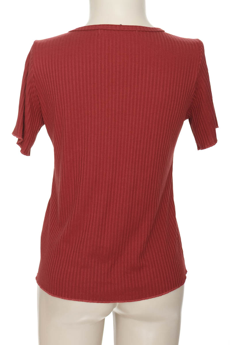 Top / Camiseta color Vinotinto - FDS
